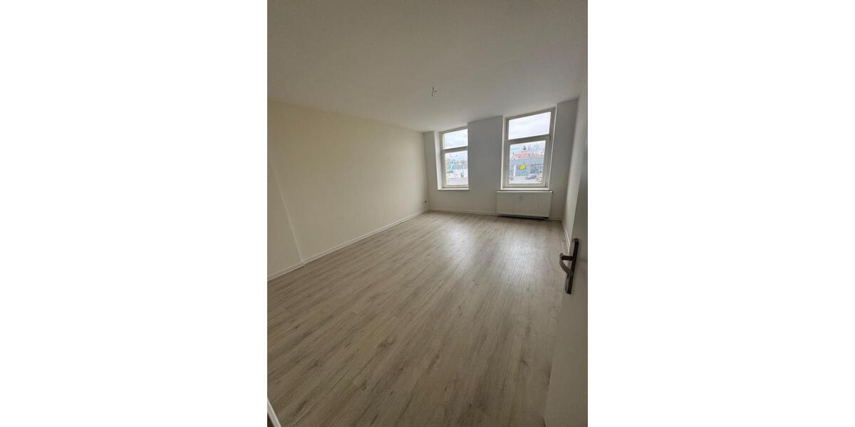 Etagenwohnung Zeitz - 2 Zimmer, 65 m&sup2;, 422&euro; | Angebot:26222985