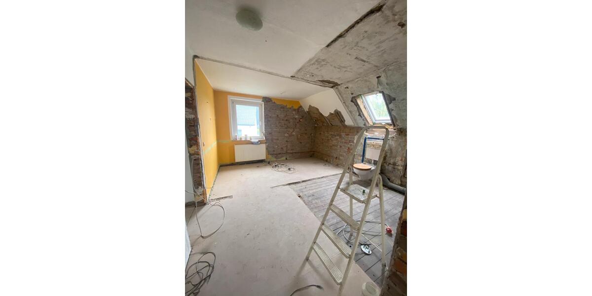 Doppelhaushälfte Teuchern - 7 Zimmer, 120 m&sup2;, 115.000&euro; | Angebot:27261997