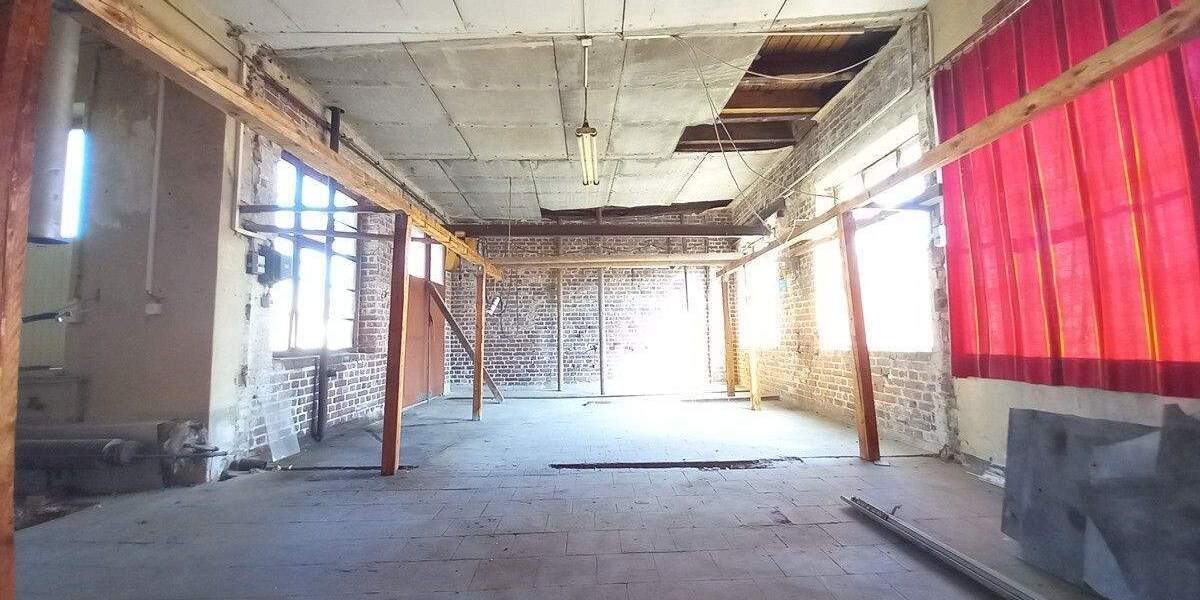 Mehrfamilienhaus, Wohnhaus Crimmitschau - 9 Zimmer, 185 m&sup2;, 69.000&euro; | Angebot:25385481