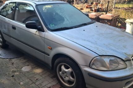 Honda Civic 141.682 km 1.200 &euro; Crossen an der Elster 07613