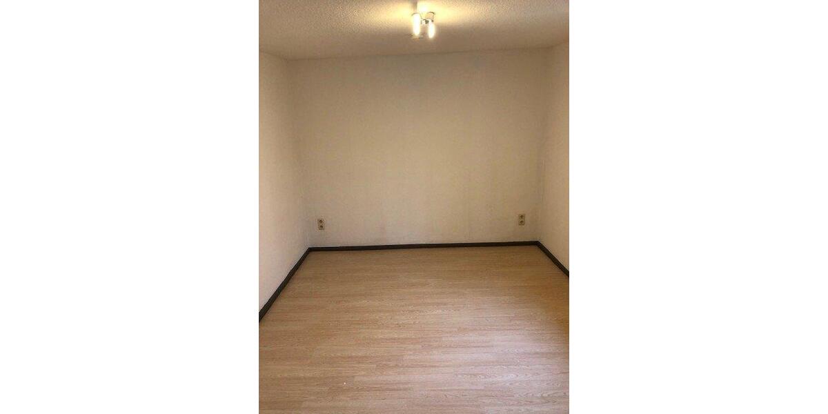 Etagenwohnung Schmölln - 2 Zimmer, 45 m&sup2;, 315&euro; | Angebot:26225821