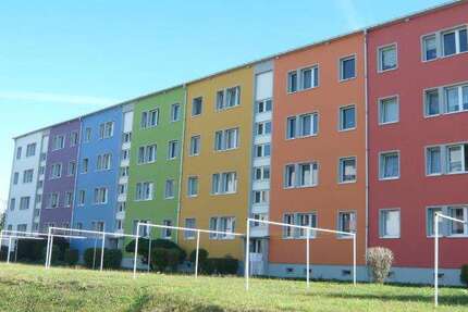 Wohnung zum Mieten in Zeulenroda-Triebes 385 € 71.41 m² 4 zimmer