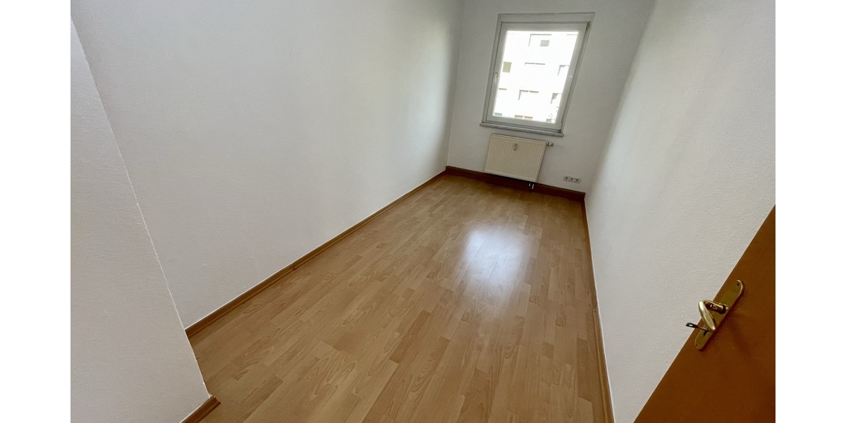 Gera-Langenberg! 4 Raum Whg. mit Balkon und Wanne! - Etagenwohnung Gera Langenberg | Angebot:27190932