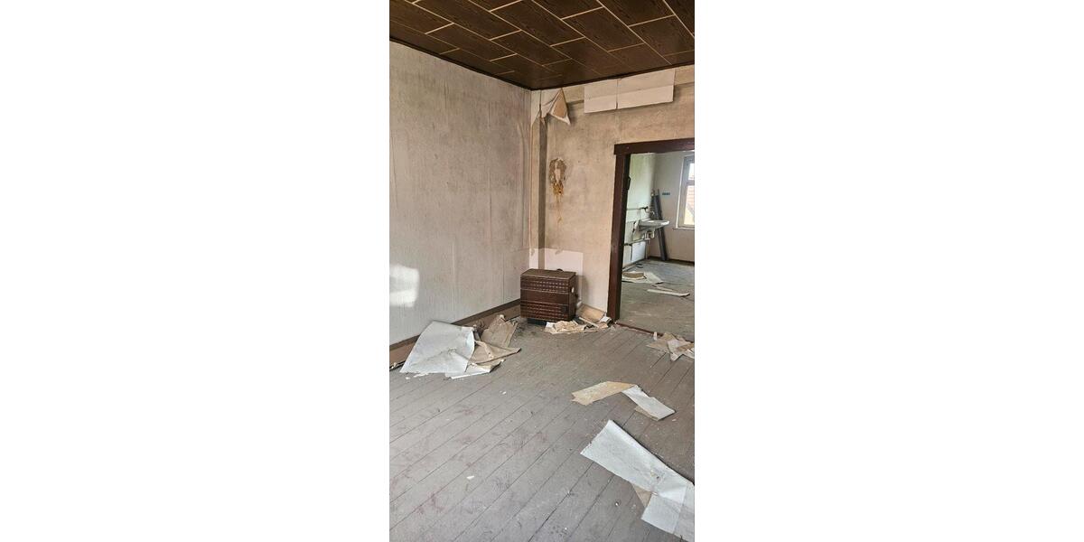 Mehrfamilienhaus, Wohnhaus Eisenberg - 4 Zimmer, 160 m&sup2;, 14.000&euro; | Angebot:26948555