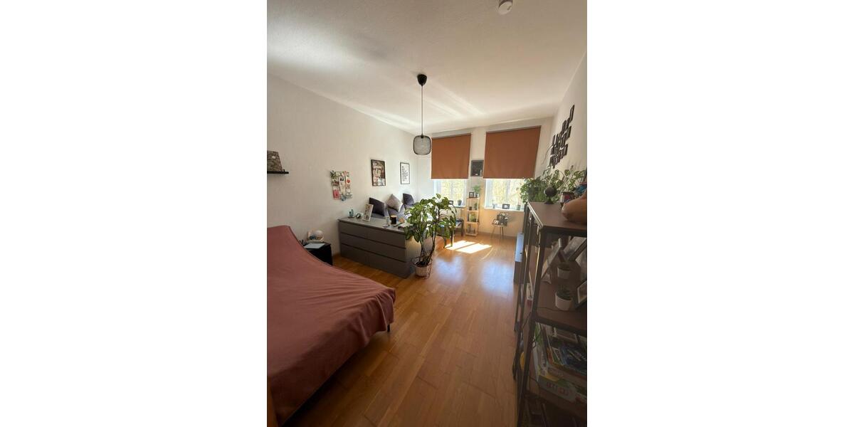 Etagenwohnung Gera Alt-Bieblach - 1 Zimmer, 49 m&sup2;, 360&euro; | Angebot:26552187
