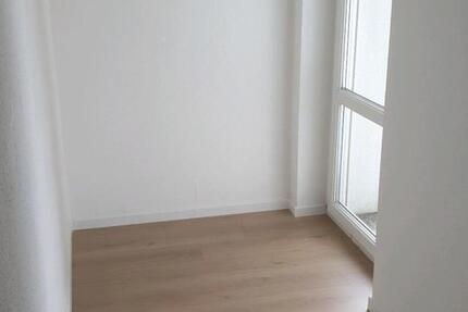 Wohnung Schmölln - 2 Zimmer, 56 m&sup2;, 320&euro; | Angebot:26624703