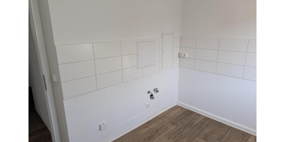 Erdgeschoßwohnung Gera Bieblach-Ost - 3 Zimmer, 70 m&sup2;, 428&euro; | Angebot:26049103