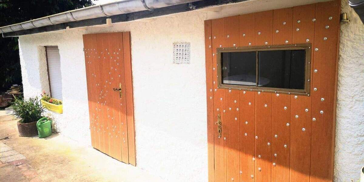 Mehrfamilienhaus, Wohnhaus Meerane Niklasbusch - 8 Zimmer, 149 m&sup2;, 149.000&euro; | Angebot:25666441