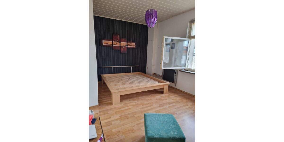 Reihenmittelhaus Crimmitschau - 5 Zimmer, 130 m&sup2;, 80.000&euro; | Angebot:25836782