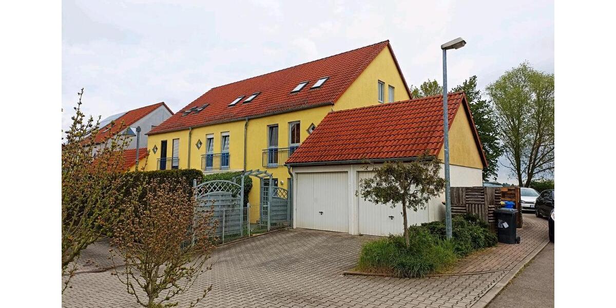Reihenhaus Werdau - 5 Zimmer, 140 m&sup2;, 270.000&euro; | Angebot:26516548