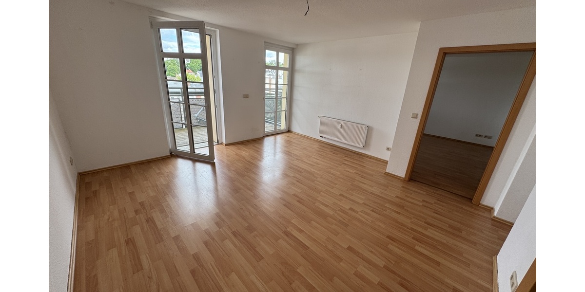 Helle & ruhige 2 Zimmer Whg. mit Aufzug und Balkon (W 31) - Etagenwohnung Gera Ostviertel | Angebot:26882783