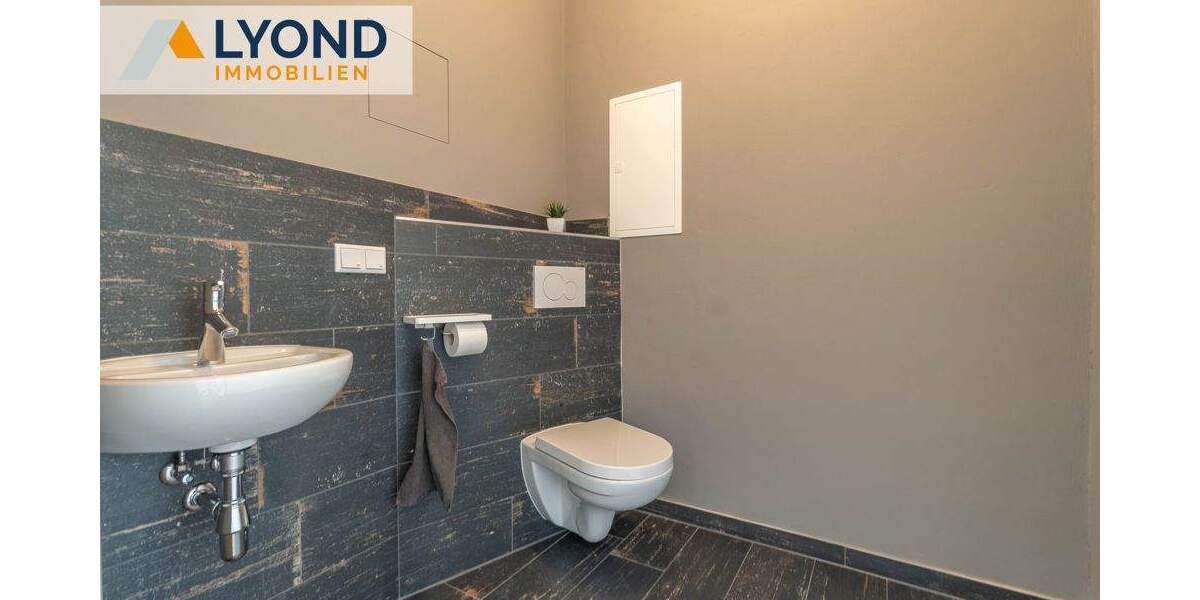 Etagenwohnung Gera Innenstadt - 4 Zimmer, 130 m&sup2;, 380.000&euro; | Angebot:25835596