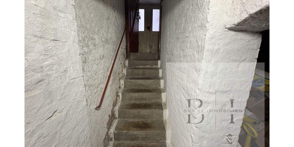 Mehrfamilienhaus im Geraer Ostviertel - laufende Mieteinnahmen & Entwicklungspotenzial zimmer