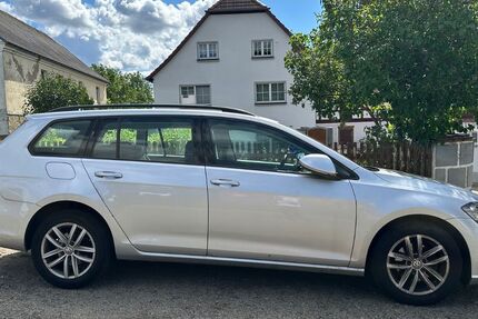 VW Golf 146.000 km 10.500 &euro; Crimmitschau 08451