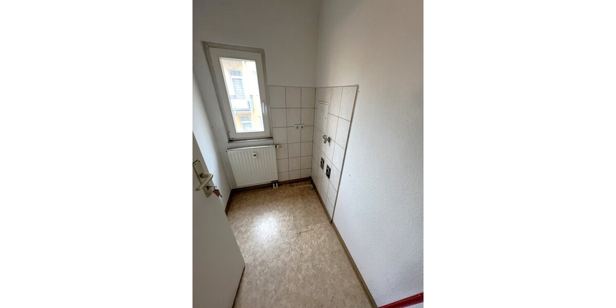 Mit Aufzug! Schicke 2 Raum Wohnung mit Dusche und Wanne im Zentrum von Gera. - Dachgeschoßwohnung Gera Ostviertel | Angebot:26630906