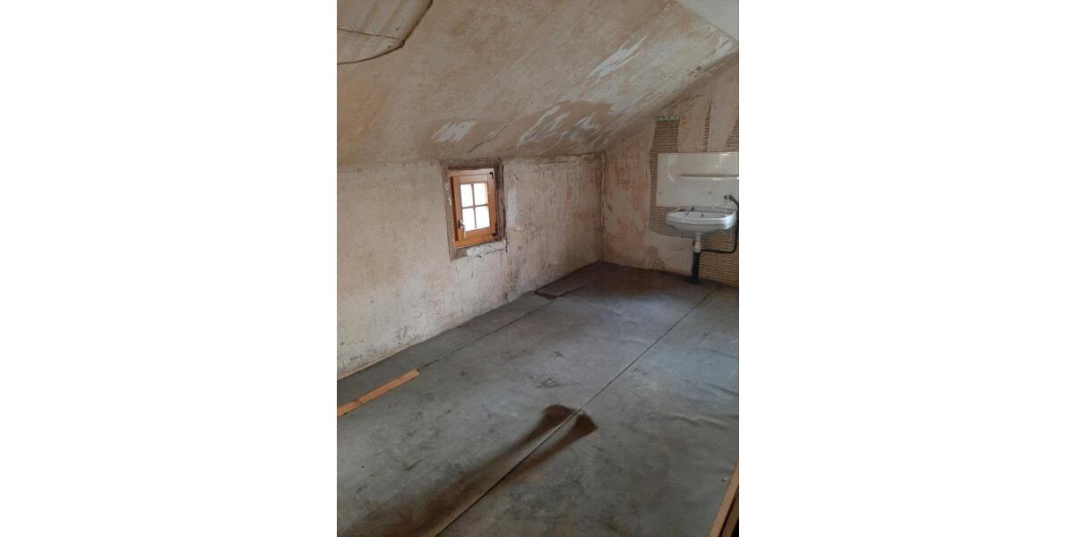 Einfamilienhaus Langenbernsdorf - 6 Zimmer, 140 m&sup2;, 39.000&euro; | Angebot:26764020