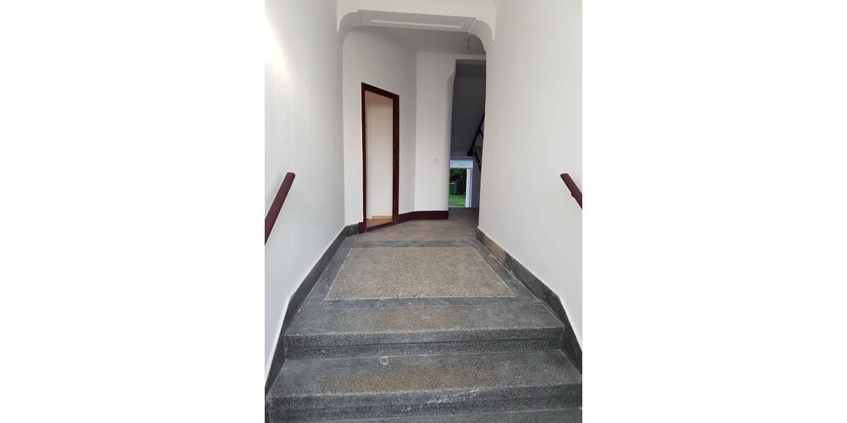 Etagenwohnung Werdau - 5 Zimmer, 116 m&sup2;, 100.000&euro; | Angebot:26136343