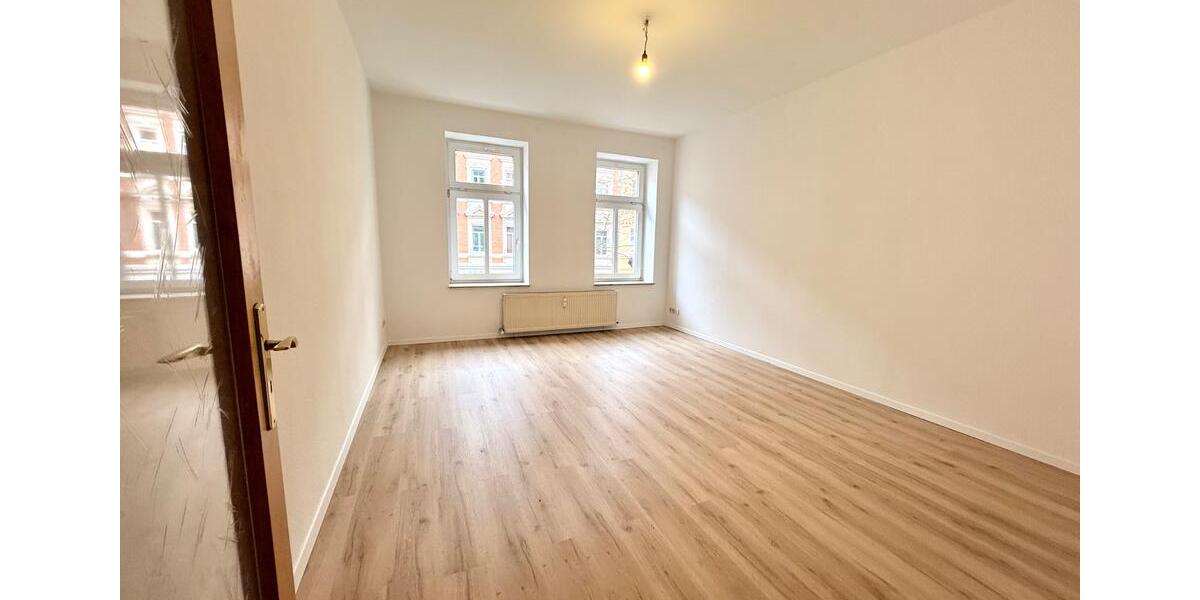 Etagenwohnung Gera - 2 Zimmer, 55 m&sup2;, 320&euro; | Angebot:26148452