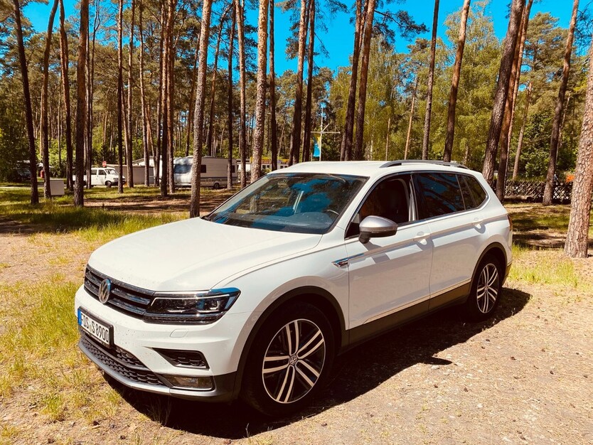 VW Tiguan Allspace 130.000 km 26.900 € Zwickau 08056