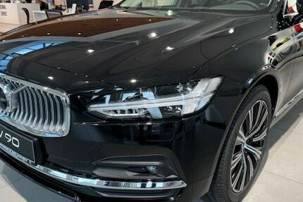 Volvo V90 22.000 km 49.880 € Zwickau 08060