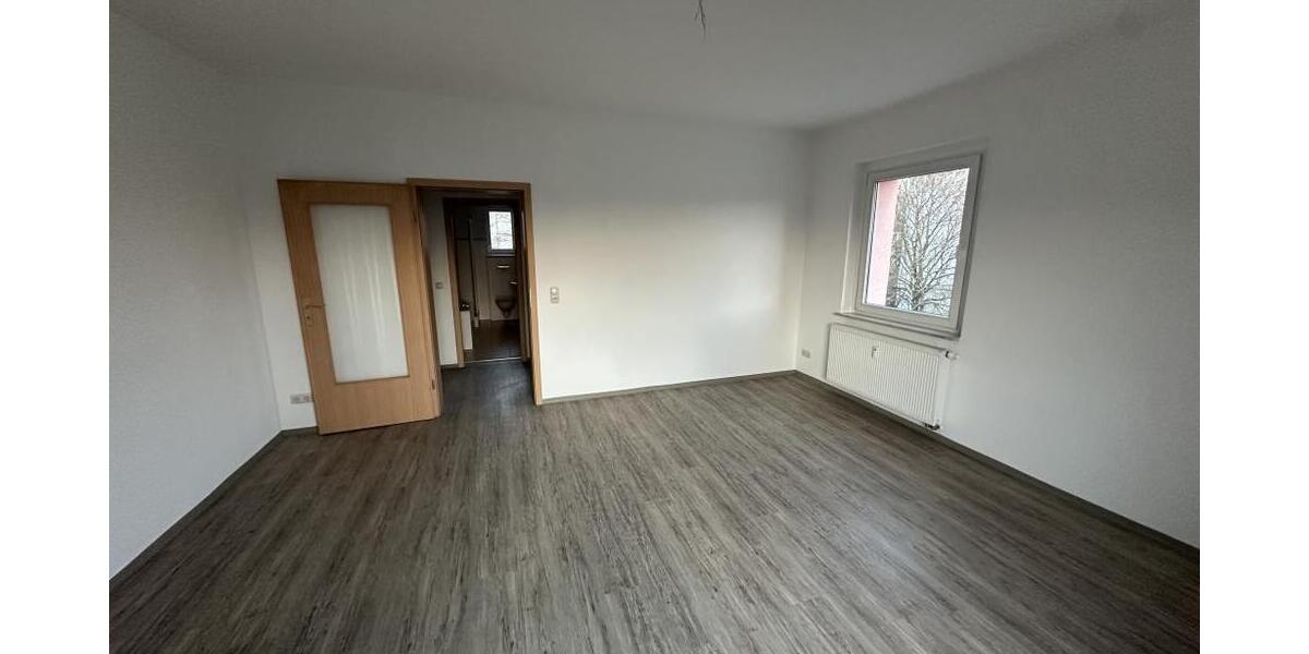 Ihr neues Zuhause: 3-Raum-Wohnung mit Balkon und Bad mit Dusche & Wanne! - Etagenwohnung Gera Debschwitz | Angebot:26846548