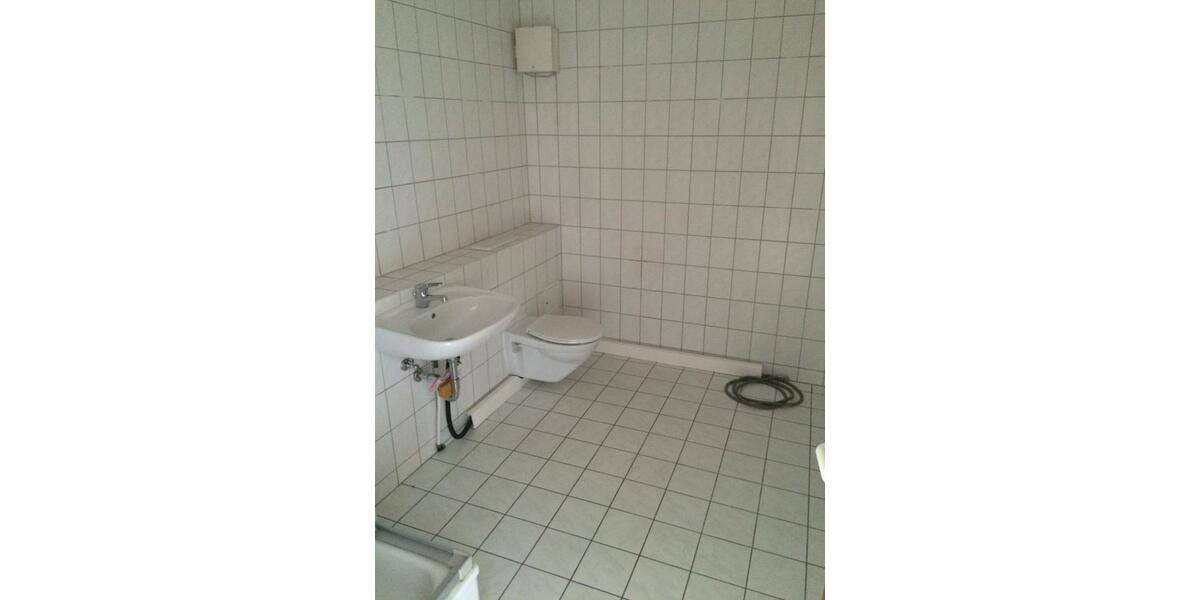 Etagenwohnung Gera Debschwitz - 2 Zimmer, 70 m&sup2;, 70.000&euro; | Angebot:25382268