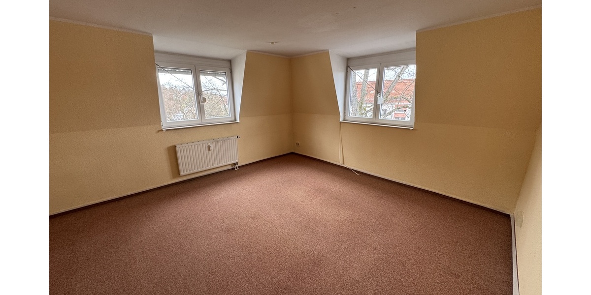 Für den Selbstnutzer - Eigentumswohnung mit TG-Stellplatz - Dachgeschoßwohnung Gera Alt-Bieblach | Angebot:26586652