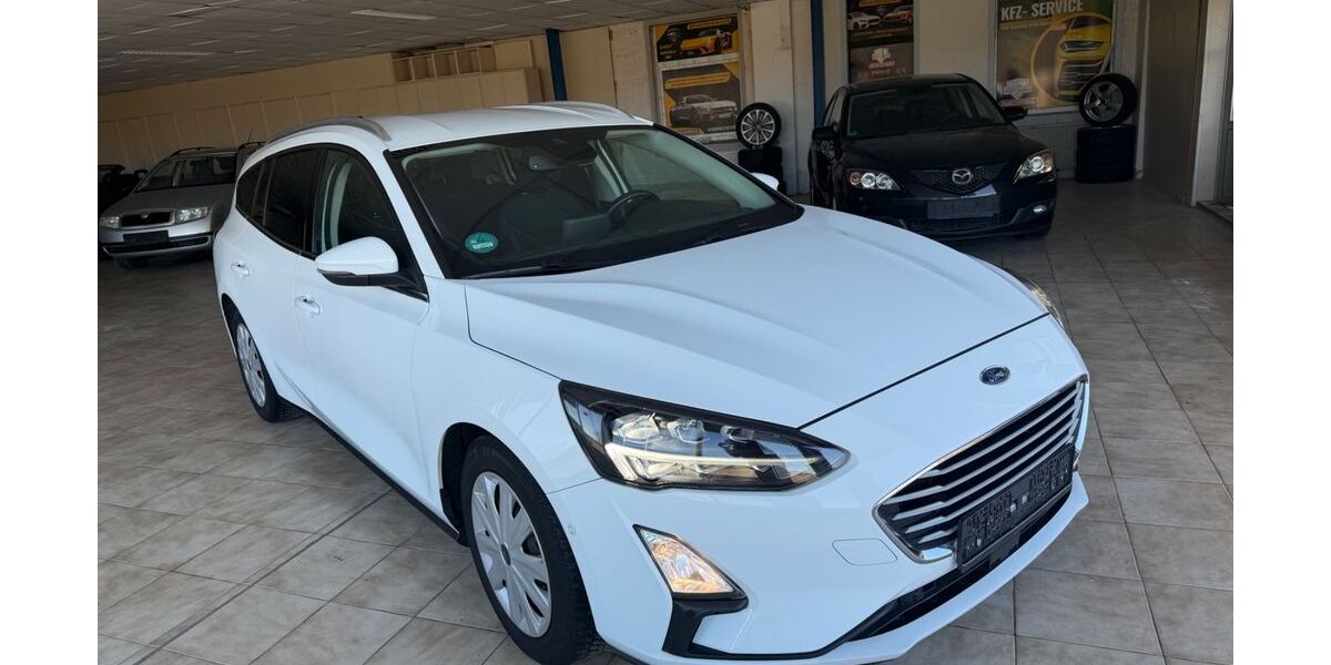 Ford Focus 132.000 km 11.999 &euro; Rositz 04617