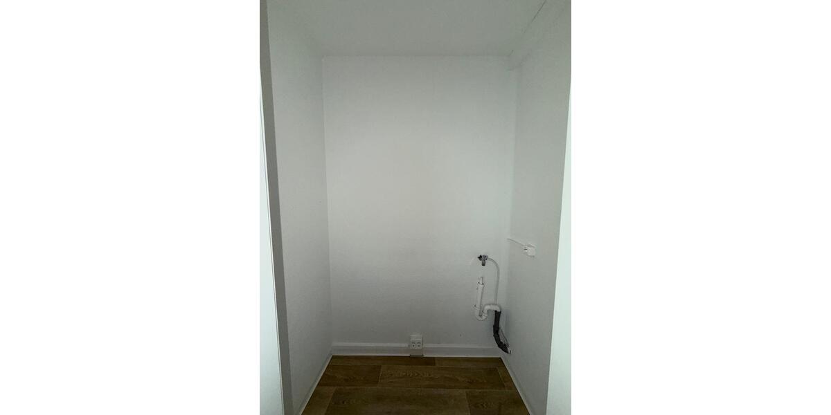 Dachgeschoßwohnung Gera - 2 Zimmer, 54 m&sup2;, 335&euro; | Angebot:26162591