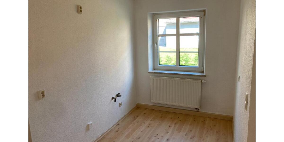 Erdgeschoßwohnung Meuselwitz - 2 Zimmer, 49 m&sup2;, 295&euro; | Angebot:26346016
