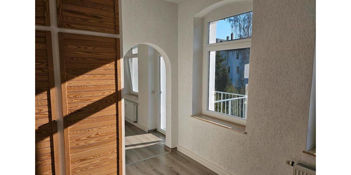 Etagenwohnung Greiz - 2 Zimmer, 77 m&sup2;, 420&euro; | Angebot:26167965