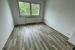 Gera-Langenberg! 4 Raum Whg. mit Balkon, Bad mit Wanne! Nähe AMAZON! - Etagenwohnung Gera Langenberg | Angebot:26882423