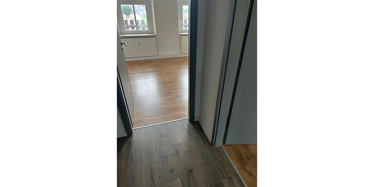 Erdgeschoßwohnung Mohlsdorf-Teichwolframsdorf Teichwolframsdorf - 2 Zimmer, 44 m&sup2;, 260&euro; | Angebot:25543323