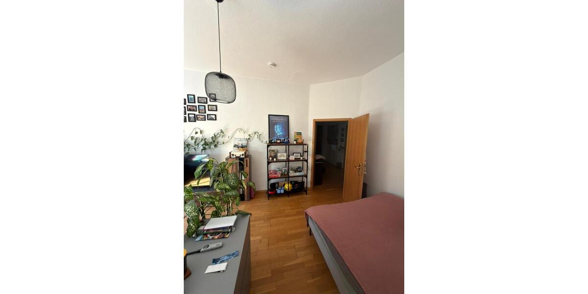 Etagenwohnung Gera Alt-Bieblach - 1 Zimmer, 49 m&sup2;, 360&euro; | Angebot:26552187