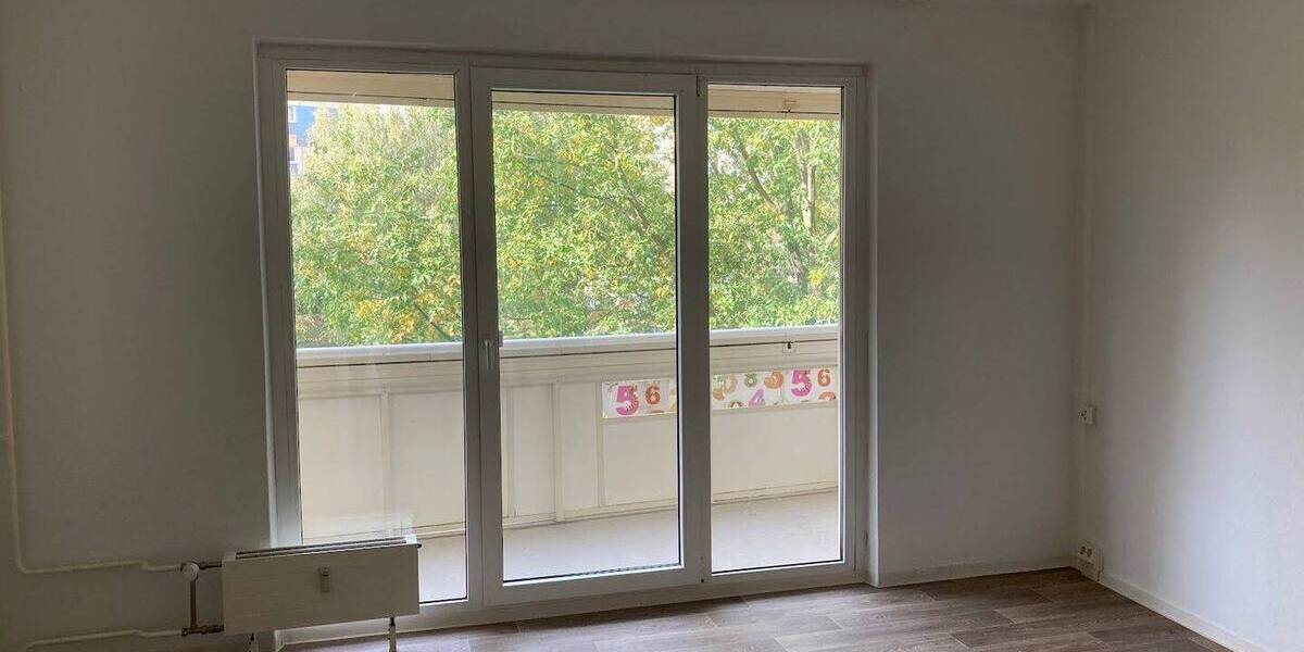 Etagenwohnung Gera Lusan - 2 Zimmer, 50 m&sup2;, 295&euro; | Angebot:26276117