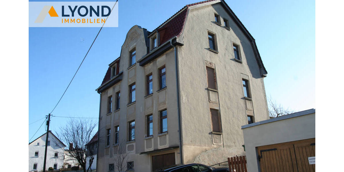 Dieses gepflegte Mehrfamilienhaus im ländlichen Fraureuth steht zum Verkauf! 9 zimmer