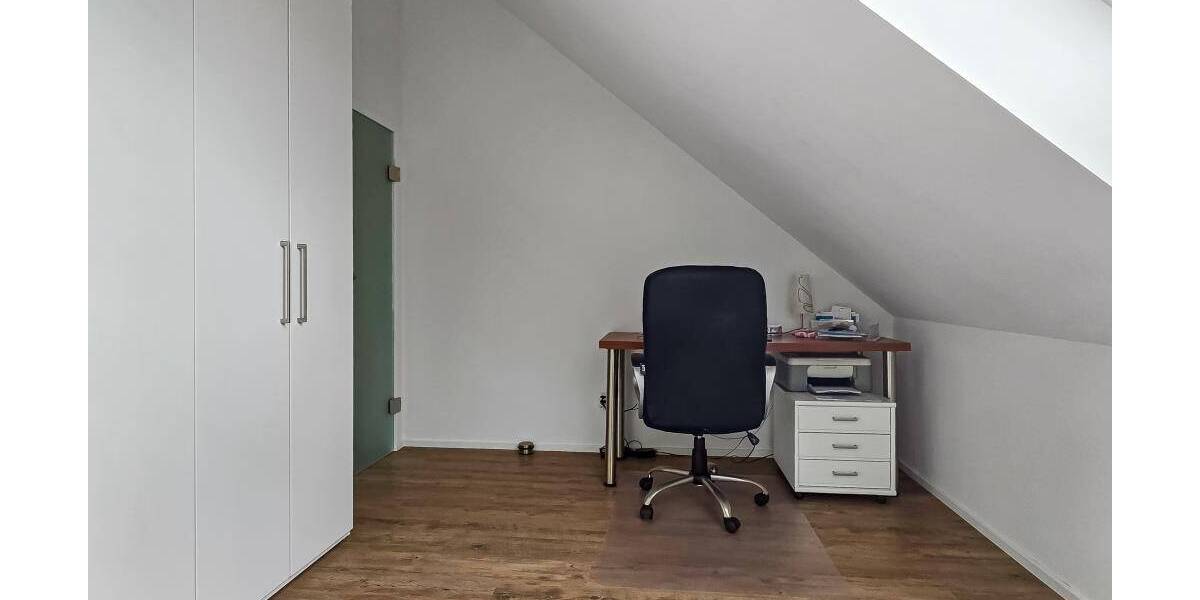 Etagenwohnung Zeulenroda-Triebes Zeulenroda - 4 Zimmer, 112 m&sup2;, 275.000&euro; | Angebot:25779267