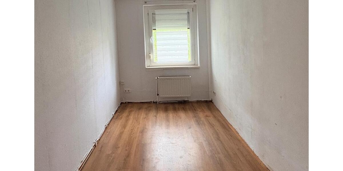 Etagenwohnung Zeitz - 2.5 Zimmer, 58 m&sup2;, 35.000&euro; | Angebot:26865239