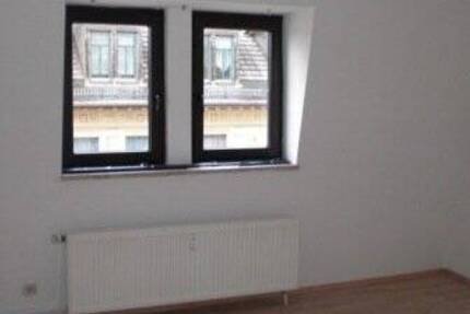 Wohnung Altenburg - 3 Zimmer, 77 m&sup2;, 385&euro; | Angebot:25771236