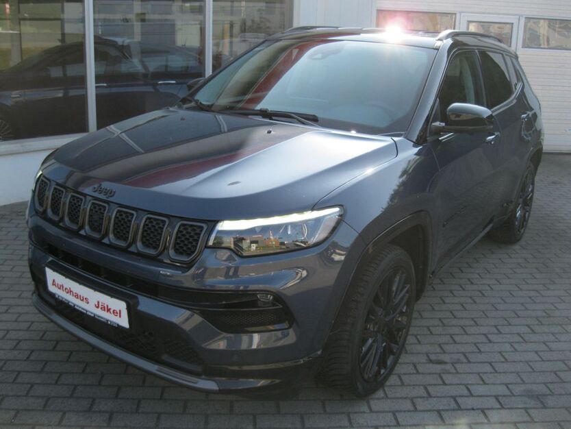 Jeep Compass 14.900 km 30.900 € Neustadt/Orla 07806