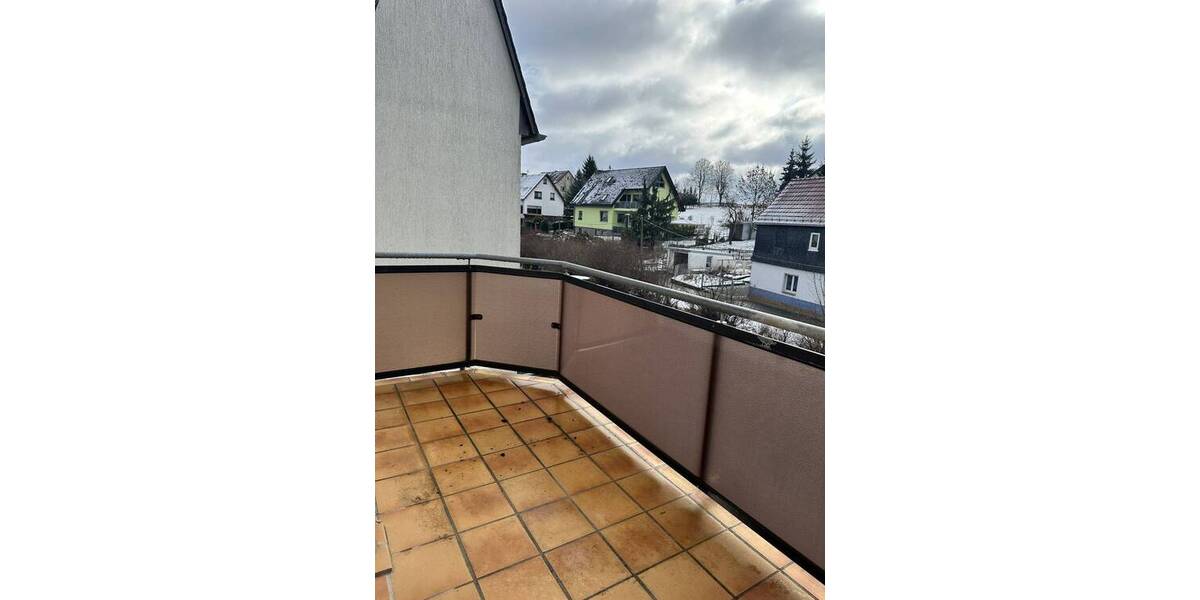Etagenwohnung Fraureuth - 3 Zimmer, 71 m&sup2;, 69.000&euro; | Angebot:26108222