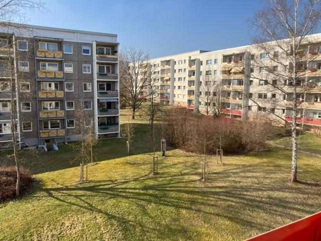 Etagenwohnung Gera Lusan - 2 Zimmer, 55 m&sup2;, 310&euro; | Angebot:25349927