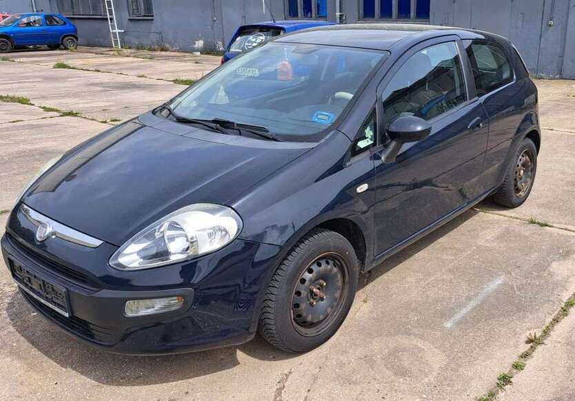 Fiat Punto 144.069 km 2.600 € Hermsdorf 07629