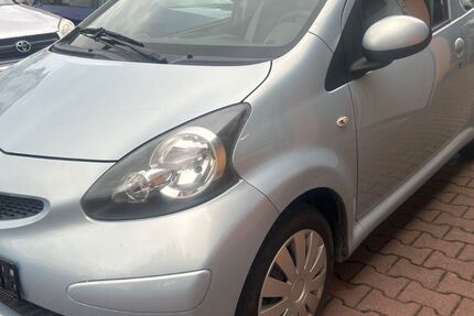Toyota Aygo (X) 137.000 km 1.350 € zwickau 08064