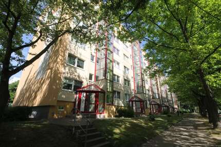 Wohnung Gera Lusan - 3 Zimmer, 56 m&sup2;, 322&euro; | Angebot:27172870
