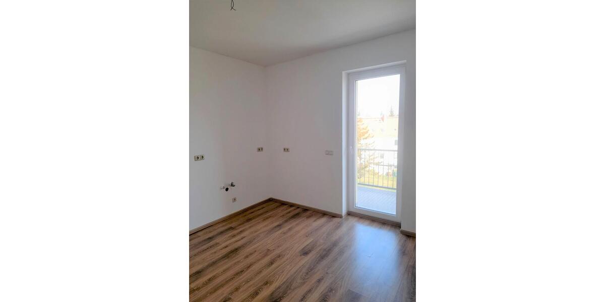 Etagenwohnung Zeitz - 2 Zimmer, 57 m&sup2;, 343&euro; | Angebot:26604448