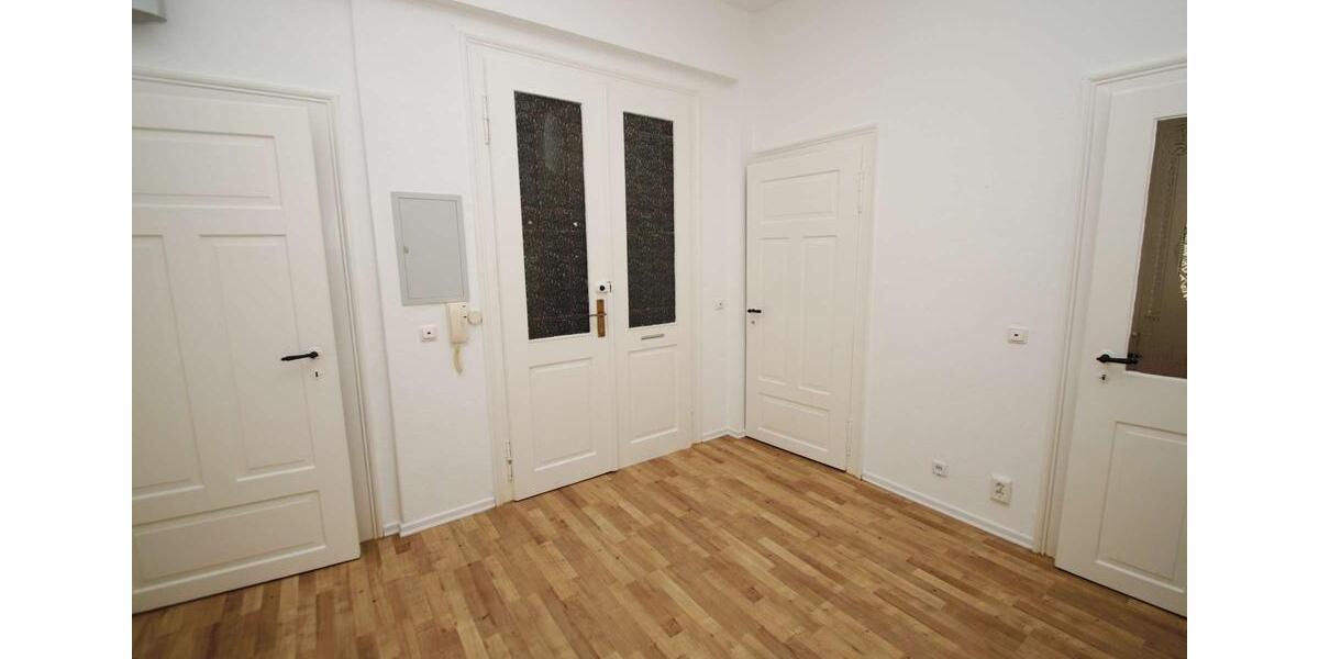Erdgeschoßwohnung Altenburg - 5 Zimmer, 149 m&sup2;, 800&euro; | Angebot:25546653