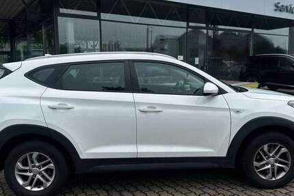 Hyundai TUCSON 178.900 km 10.200 &euro; Kretzschau OT Grana 06712