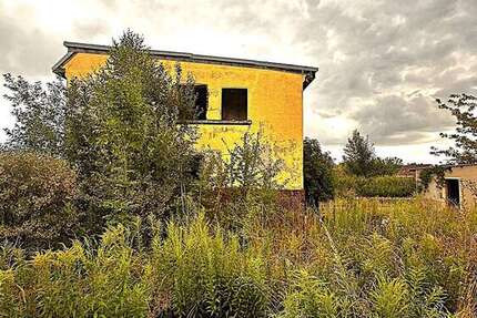 Grundstück zu verkaufen in Teuchern 155.000 € 3840 m²