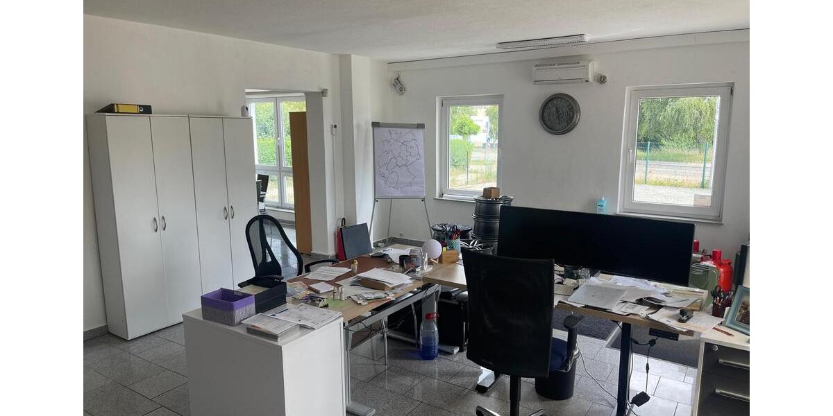 Einfamilienhaus Rositz - 1 Zimmer, 110 m&sup2;, 220.000&euro; | Angebot:26061275